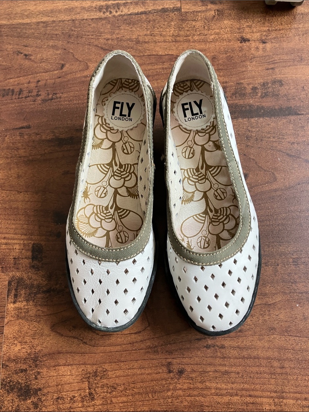 FLY London White Perforated wedge shoes with Olive Trim size EU 7